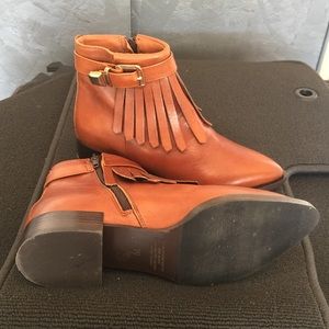 Napoleoni Italy  fringe booties sz EURO 36 = US 6